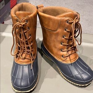 Women’s Brown and Blue Duck Boots. Size 9WW.  NWOT